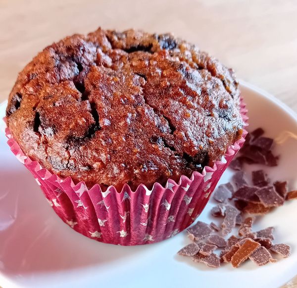 Vegane Nussmuffins mit Schokolade